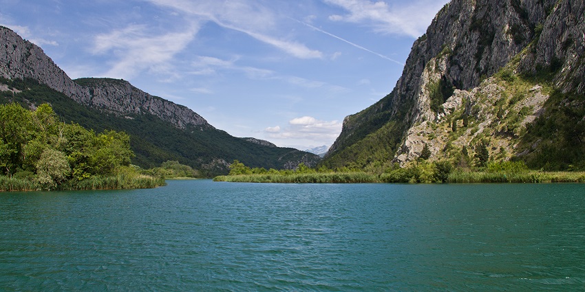 A picture of the Cetina River, the source of one of the Croatia waterfalls–Gubavica waterfall.