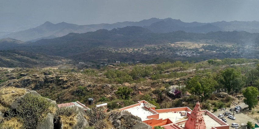 Panoramic vistas from Guru Shikhar, the highest peak in Rajasthan, featured in Mount Abu travel guide.