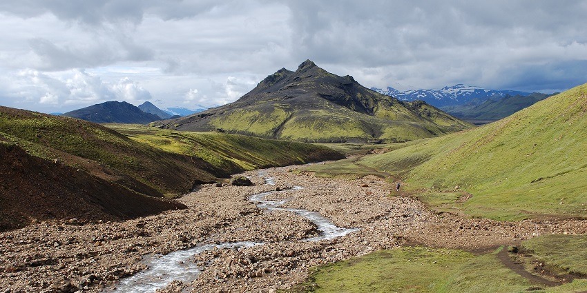 An image of the landscape of the Laugavegur Trail in Iceland