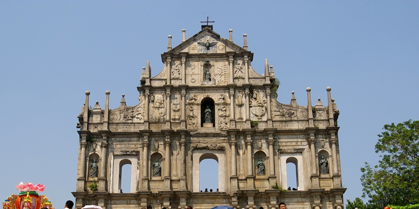 Facade of the Ruins of St. Paul’s in Macau with intricate stone carvings–places to visit in macau