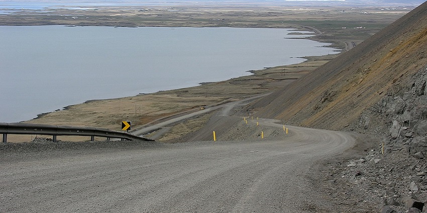 An image of Hofn Beach in Iceland, featuring its wide sandy shores and stunning views.