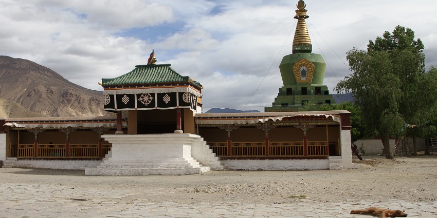The initial entry point is Lhasa Gonggar Airport which is 64 km from the monastery.