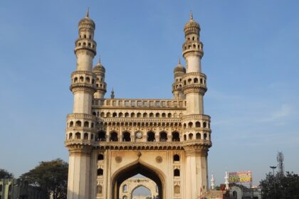 Hyderabad travel guide takes you through the historic landmark, Char Minar.