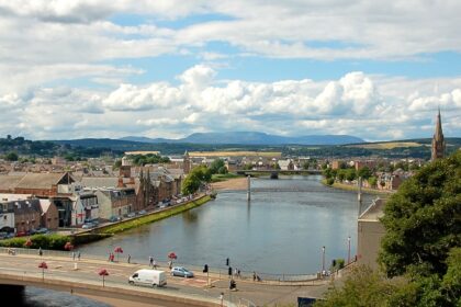 Inverness travel guide highlights the history, culture, natural magnificence, and scenic walks.