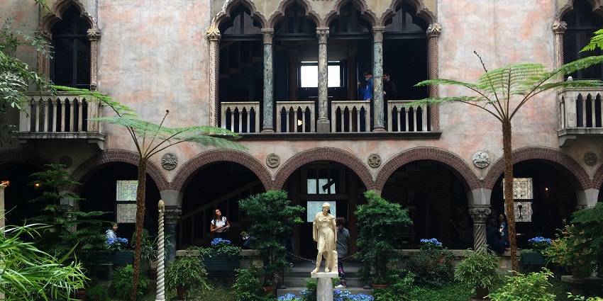 An image of Isabella Stewart Gardner Museum in Boston, featuring its Venetian architecture