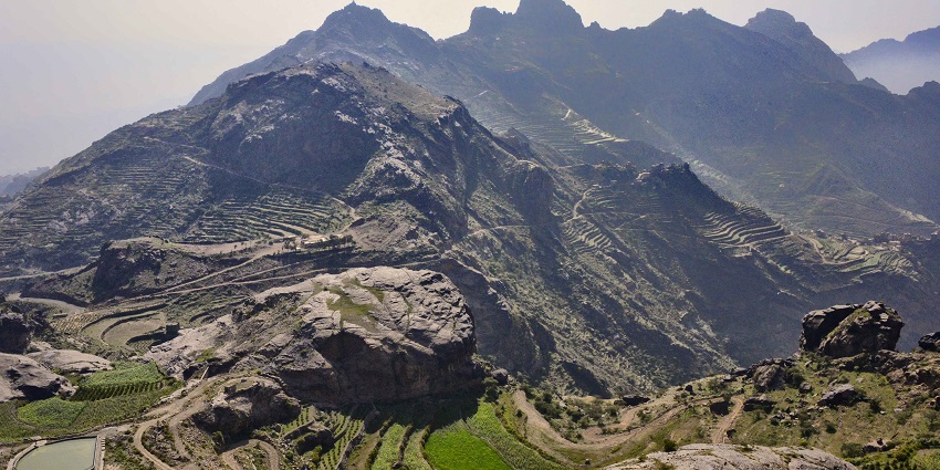 Mountain is famous for its historical significance and the Cave of Thawr.