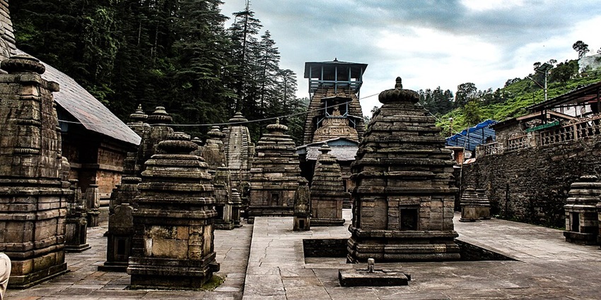 Beautiful image of the historic Jageshwar temple near Binsar, Uttarakhand