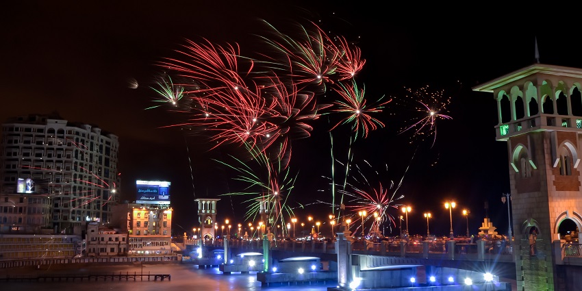 Saudi Arabia nightlife with vibrant culture, historical sites, and stunning beaches.