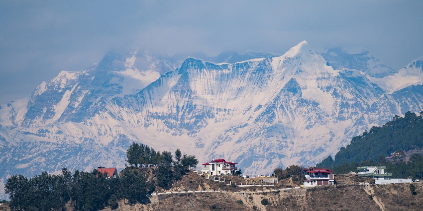 Jhala Village has authentic dishes for tourists to try.
