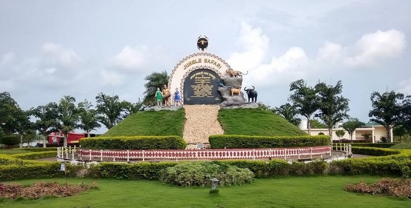 Entrance to the Nandanvan Zoo and Jungle Safari in Naya Raipur, Chhattisgarh