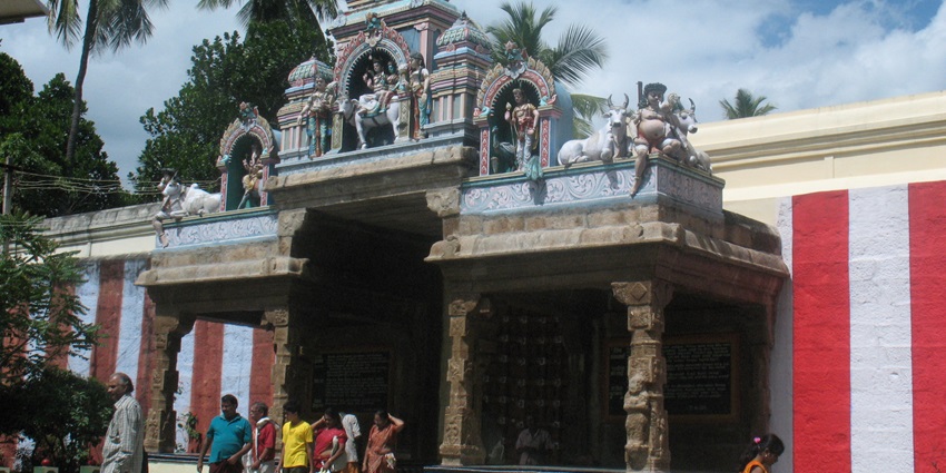 The Kalyani Devi Temple is one of the best places to visit near Allahabad within 50 km