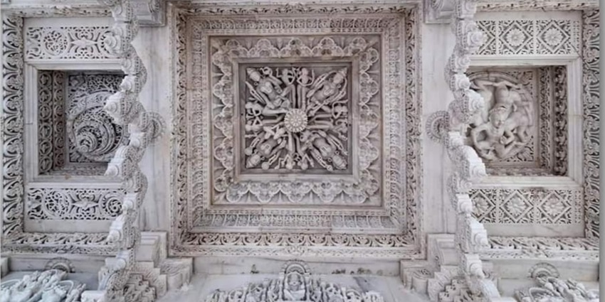 Visit the Buddhism at Kaushambi is one of the places to visit near Allahabad within 200 kms.