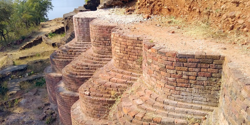 Kaushambi is one of the best places to visit near Allahabad within 50 km.