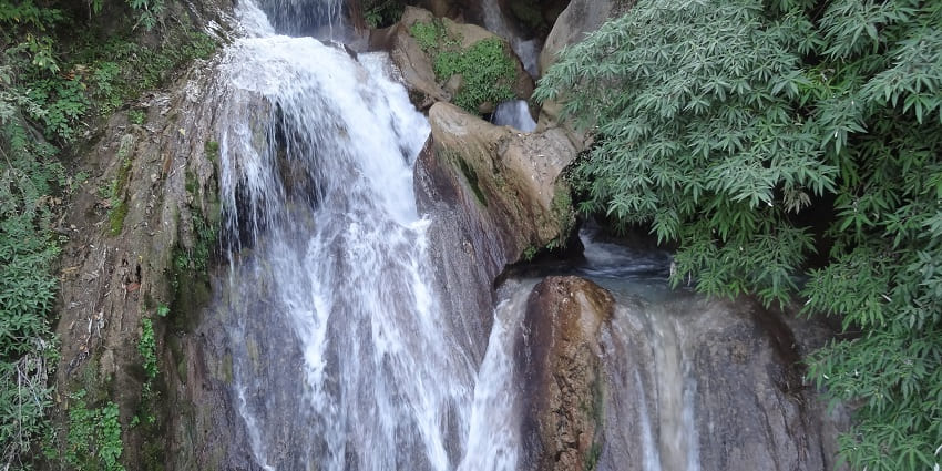 Kempty Falls is one of the most beautiful tourist attractions in Uttarakhand for all.