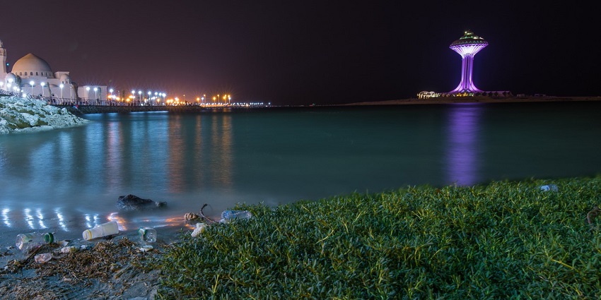 Saudi Arabia nightlife is known for shopping and dining among the travellers.