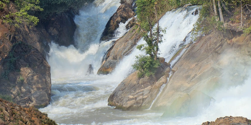 Khone Phapheng Falls is one of the best Loas waterfalls.