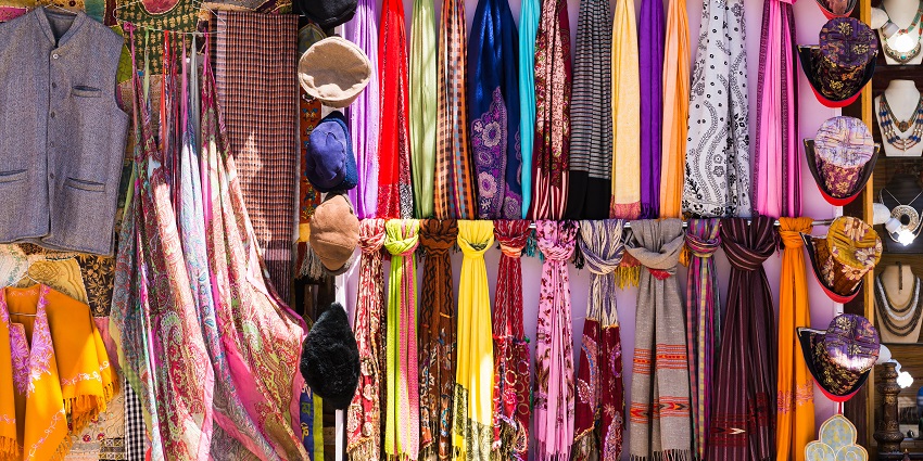shop for your partner the best of the kanpur at kinari bazaar