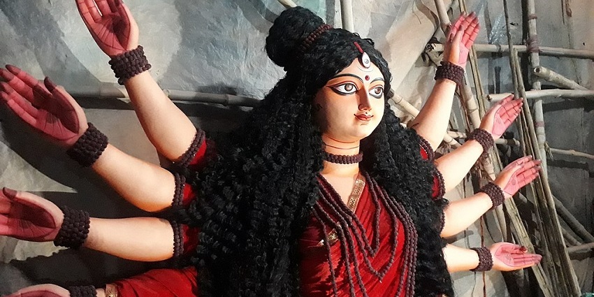 A picture of the making of idol at Kumartuli, West Bengal.