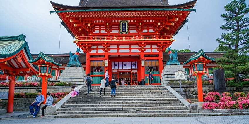 A grand entrance of an imperial palace which used to house Japanese emperors in Kyoto, Japan