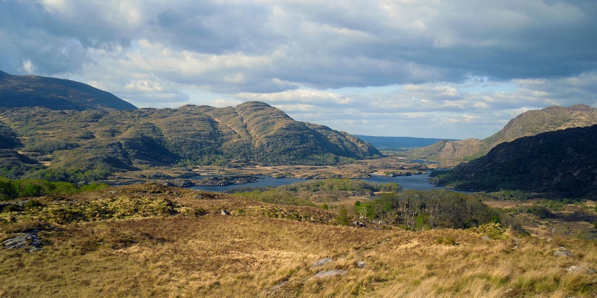 Ladies View, a viewpoint facing Killarney’s lakes and the MacGillycuddy Reeks mountains.