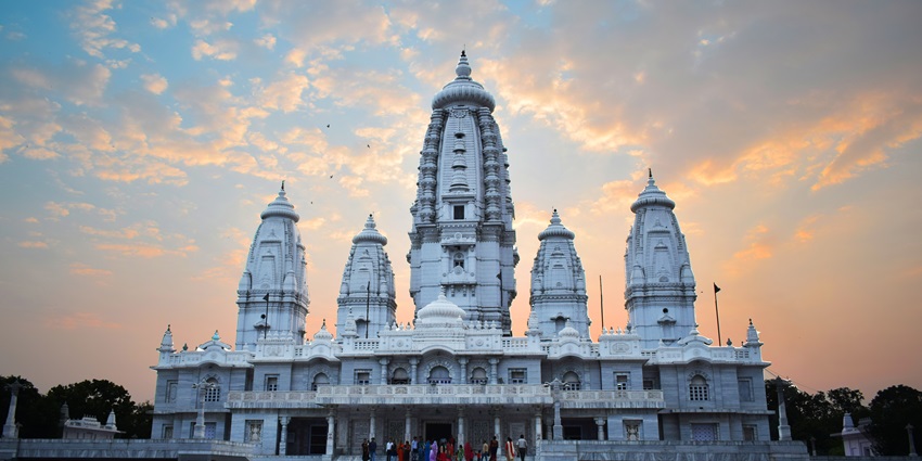 The Lalita Devi Temple is one of the serene places to visit near Allahabad within 50 km