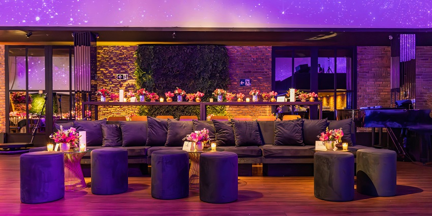Image of the beautiful Lobby Lounge At Intercontinental Hong Kong