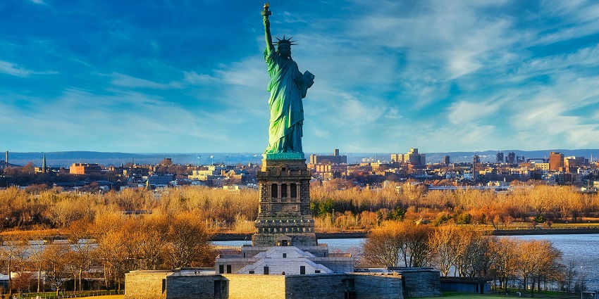Landlocked state with a stunning view of the Statue of Liberty, rivers, and history.