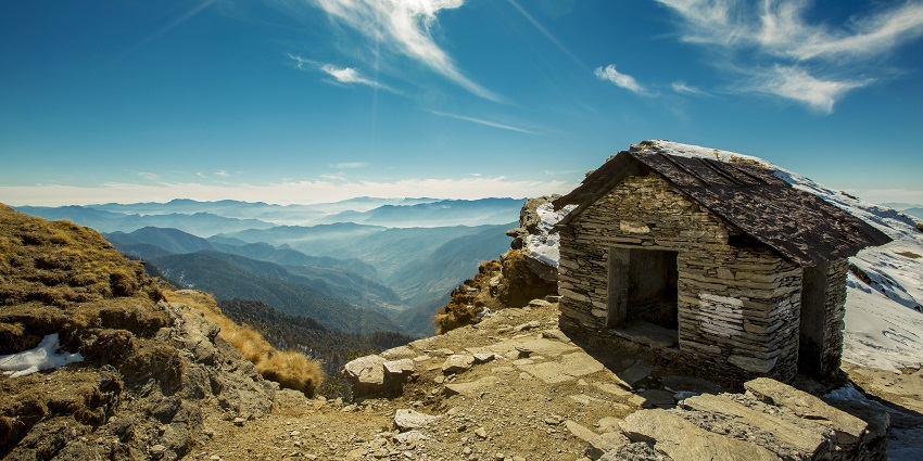 Tungnath offers breathtaking views, adventure, and the sacred Tungnath Temple.