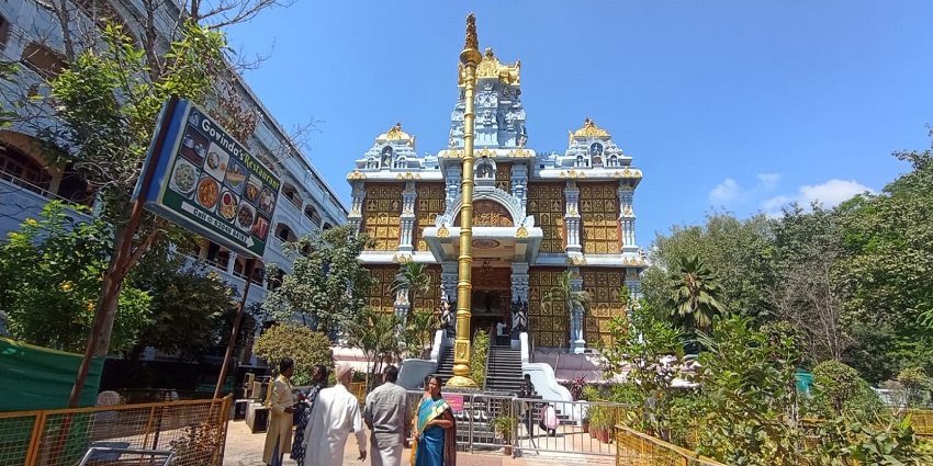 Tirupati travel guide showcases the view of the sacred temples and Tirumala Hills.