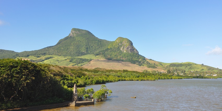 Image of the scenic island of Mauritius in the great Indian ocean