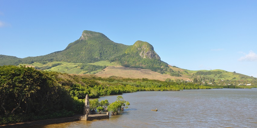 Image of the iconic beach side on the scenic island of Mauritius