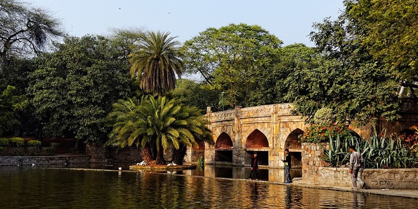 Athpulla Bridge at Lodhi Gardens, a top place to celebrate Valentine’s Day in Delhi