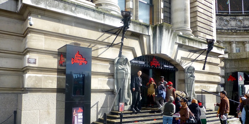 An image of the entrance to the London Dungeon, one of the famous theme parks in London, located on the South Bank, London.