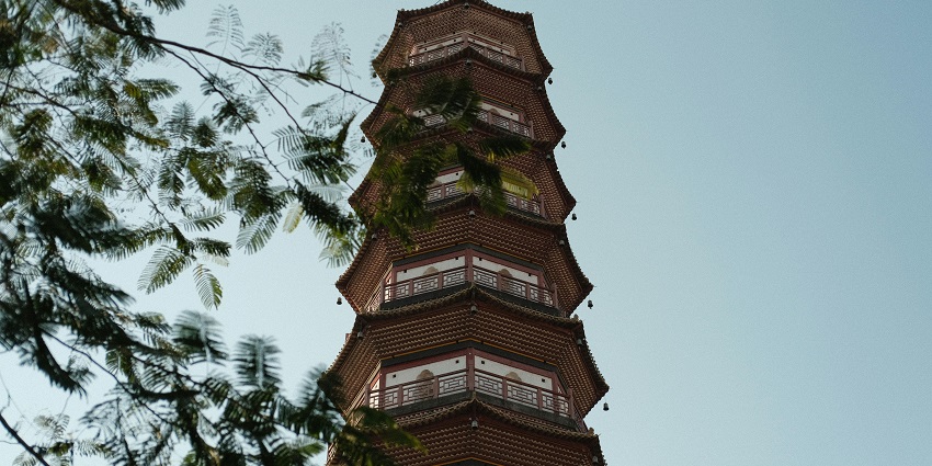 Longhua Temple and Pagoda are the best tourist destinations you can explore in China.