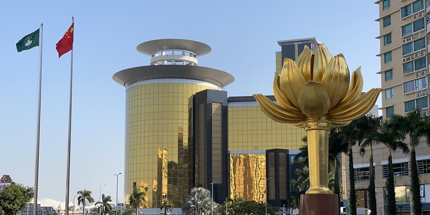Image of the beautiful Golden Lotus Square in Macau