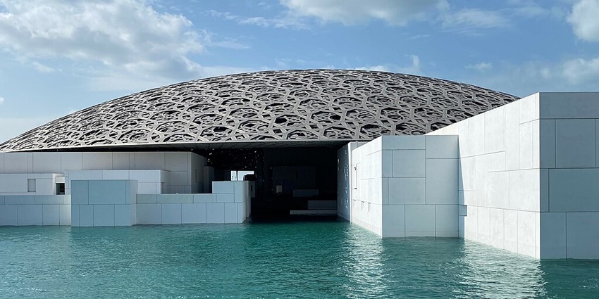 A blend of art, culture and artistic innovation in the iconic museum can be seen in this Abu Dhabi tourist guide.