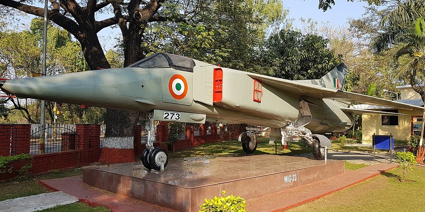 Image of Mig-23 at National War Memorial Southern Command, Pune