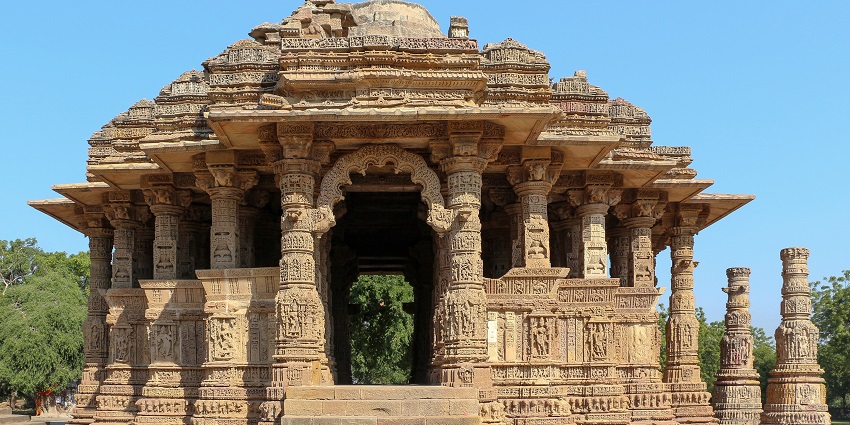 Pooja Thali at a temple near Jalalgarh Fort—One of the idyllic places in Bihar