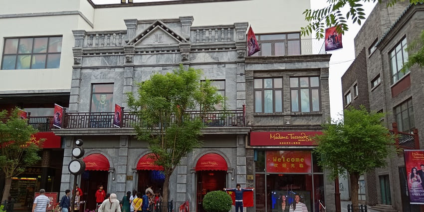 Madame Tussauds in Shanghai is an excellent place you can visit to witness amazing things.