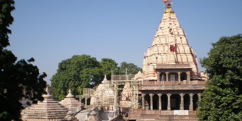 The Revered Shiva temple is famous for its ancient spiritual significance
