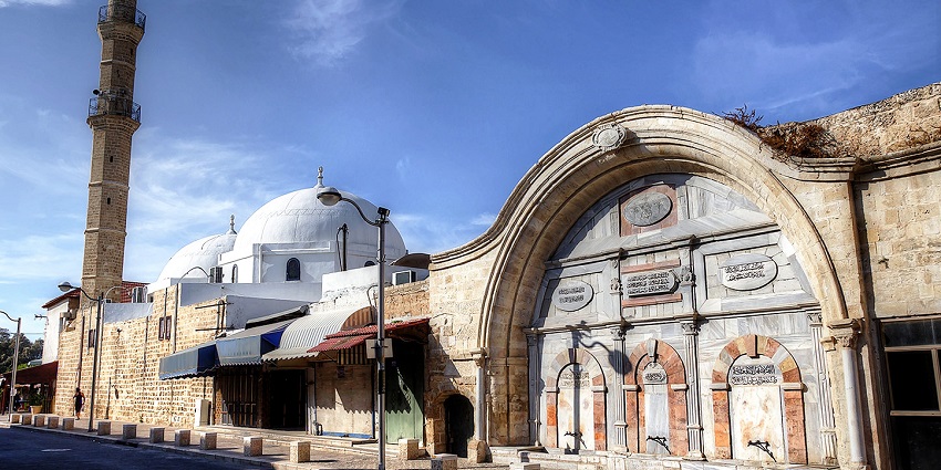 Striking mosque featuring intricate designs and a welcoming spiritual environment.
