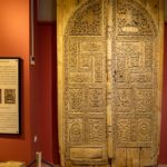 Makkah Museum showcases Islamic heritage, history, and rare cultural artifacts.