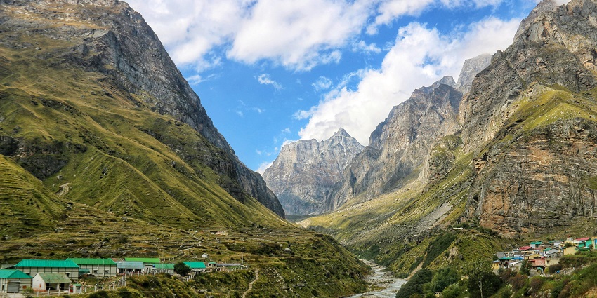 Mana Village is a serene village with a lot of reverence in Hindu mythology.
