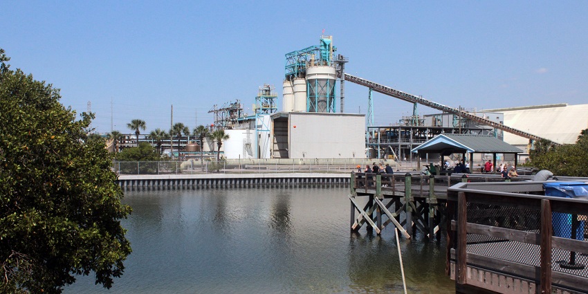 View of the Manatee Center, a tourist attraction near Fort Pierce, Florida.