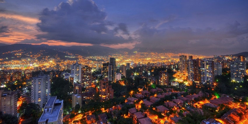 Explore Medellín Colombia Nightlife: Top Bars & Clubs - TripXL