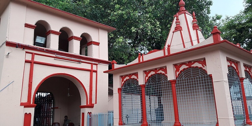 People come here not just to worship the deity, but also to meditate and find peace.
