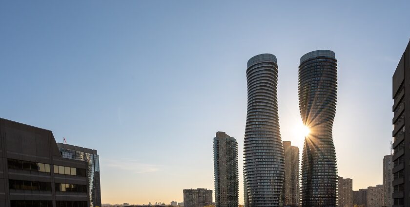 Mississauga travel guide highlights diverse attractions and cultural experiences