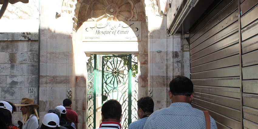 The famous mosque in Israel symbolizes harmony between religions and historical importance.