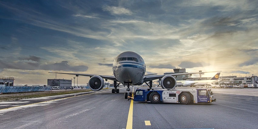 Mukhaizna Airport check-in area in Oman, providing a crucial transportation link.