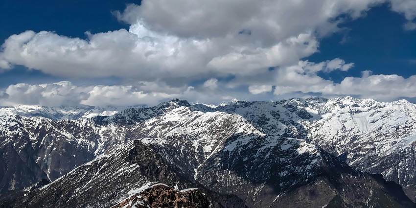Nandaprayag is one of the most amazing places to visit in Auli in December for travellers.